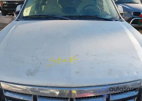 2007 Cadillac Escalade Standard z USA, uszkodzony, nr VIN 1GYFK63837R360131